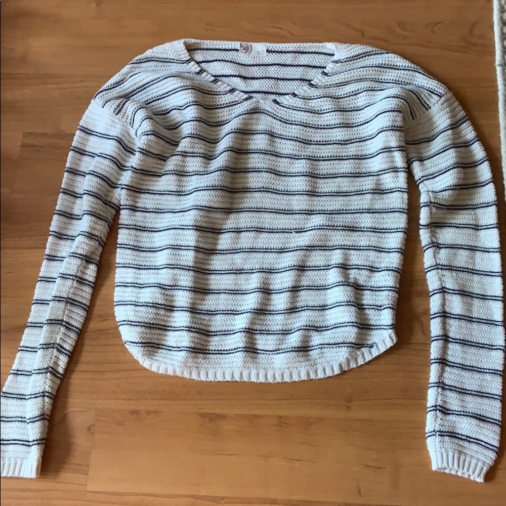 SO Cropped Sweater